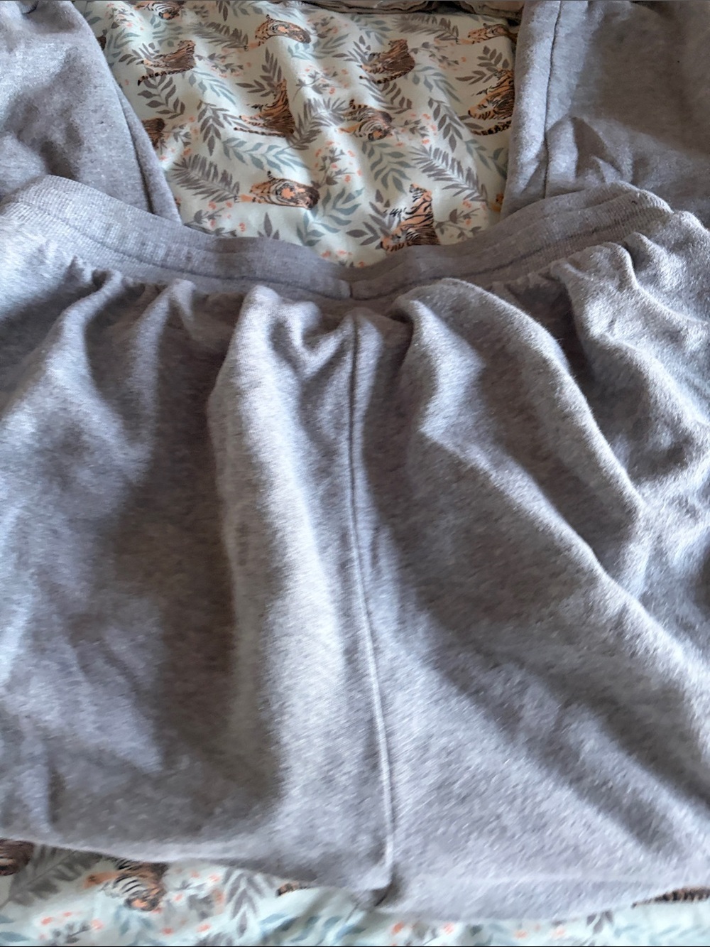 Colsie Gray Sweatpants - Soft Everyday Bottoms - Large - Picture 4 of 4
